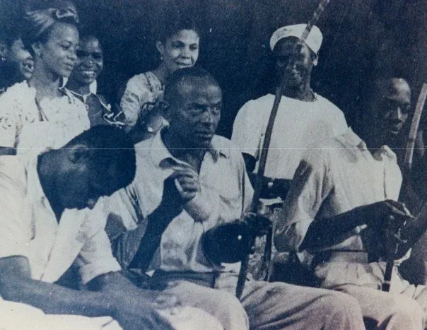 mestre bimba e crispim